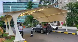 SPESIALIS PASANG KANOPI MEMBRAN BERGARANSII