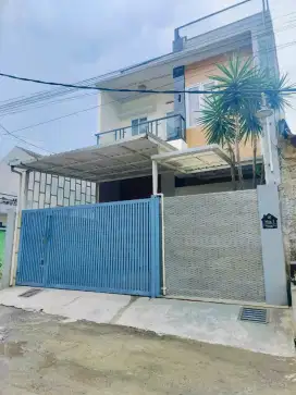 RUMAH MEWAH PRIBADI 2 LANTAI CIGANITRI GBA 2