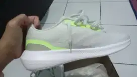 Sepatu Eiger asli