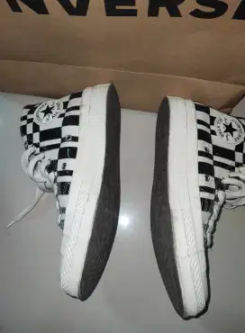 Jual sepatu Converse