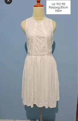 Satuan 65ribuan. Merk H&m dan merk ada