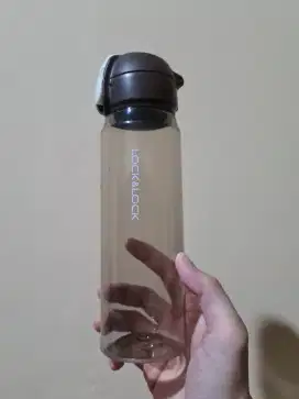 Botol minum lock n lock