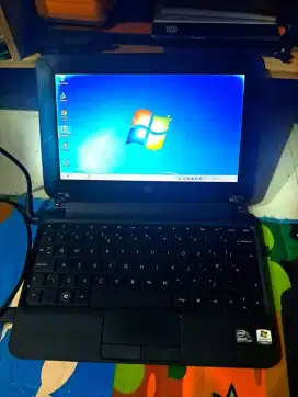 Laptop 10 inch Buat Belajar Anak Ngetik MSWord Youtube Nonton Film