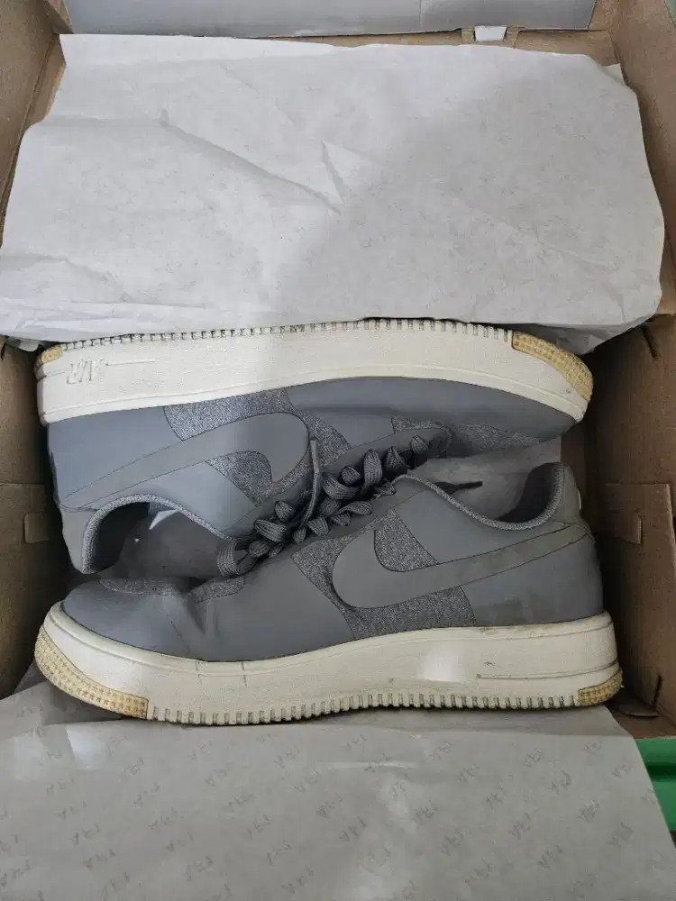 Sepatu Nike AF1 grey