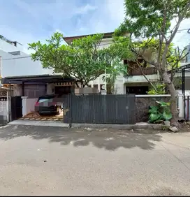 Rumah Di Janur Hijau Gading Pandawa Kelapa Gading Jakarta Utara