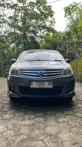 Grand livina 1.5 xv Manual 2013