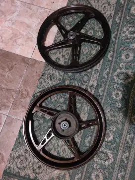 Velk Original Yupiter Z dan MX Old Copotan.