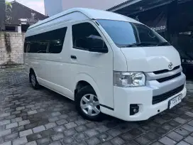 DP 50 jt KM 100 perak Toyota hi ace commuter diesel manual 2024