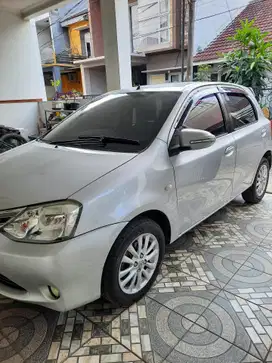 Toyota Etios Valco 2014 Bensin