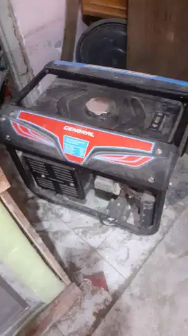 Genset merk general ET5000LE