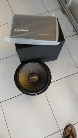 Paket audio mobil merek audiobank,harga siap pasang