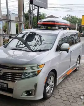 Nissan Elgrand tipe tertinggi hws  istimewa