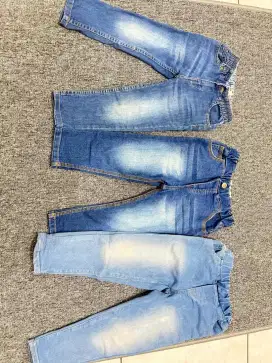 Celana jeans anak