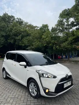 Sienta G Matic 2017