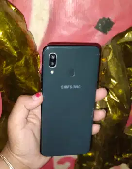 Samsung galaxy A20 ram 3/32!.