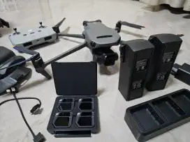 DJI Mavic 3 Pro Fly More Combo