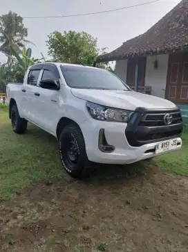 Hilux E dobel cabin 2023