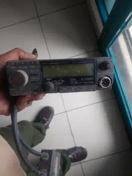 icom i com 2400A  dualband