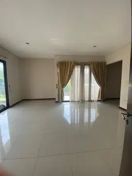 Disewakan Rumah di Cluster Asia Tropis Harapan Indah Bekasi