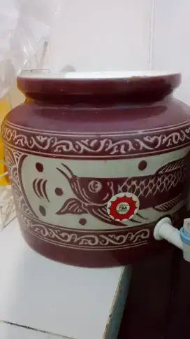 Dispenser guci kramik