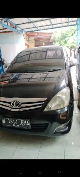 Kijang innova g manual bensin 2010
