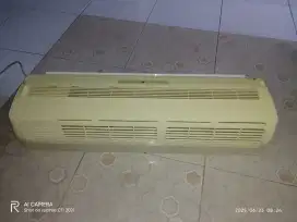 Kipas AC dengan remot