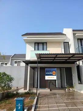 Rumah Asri Posisi Hook di CBD Cibubur, disewakan