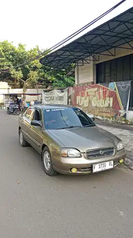 Suzuki Baleno 2000 Bensin