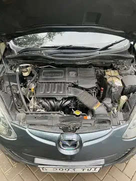 Mazda 2 2011 Bensin