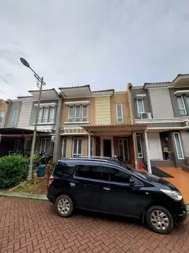Disewakan rumah di karelia village lebr 7 gading serpong