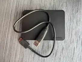 Harddisk Eksternal 1TB Toshiba HDD External 1 Tera Bytes