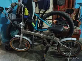 Sepeda lipat United escape