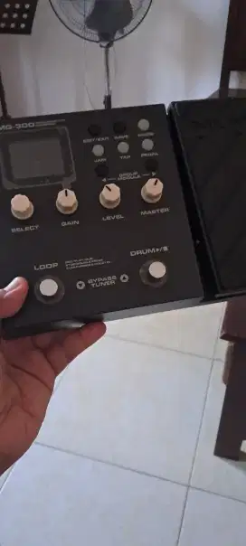 WTS Efek Digital NUX MG-300