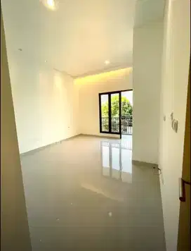 Rumah Mampang Strategis