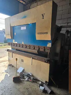 Teknisi Bengkel dan Lapangan