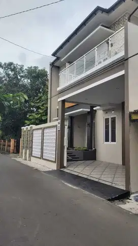 rumah baru mewah cantik minimalis area wirobrajan tengah kota jogja