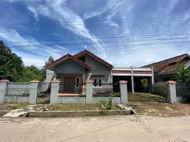 DIJUAL RUMAH JALAN BAGELAN KENTEN PALEMBANG – Bonus Furnished