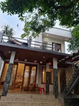 Rumah Dijual Siap Huni Di Tanjung Barat Fasilitas Kolam Renang