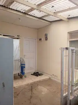 Dijual kostan 2 lantai 4 kamar Cisitu Dago BAndung