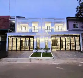 Jual rumah baru dalam perumahan billymoon pondok kelapa  Jaktim