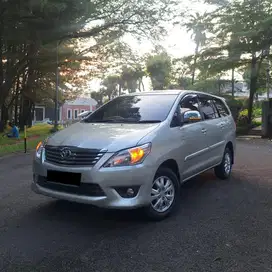 Toyota Kijang Innova 2012 Bensin
