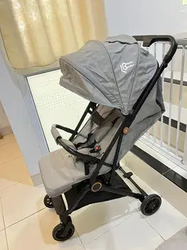 LIKE NEW Stroller basic baby