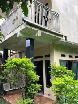 Rumah Vila 2 Lantai Di Cilebut Timur
