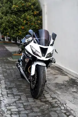 Sportbike Favorit ZX636 Kawasaki Ninja ZX636 Putih Th. 2013