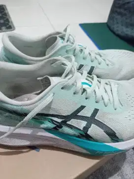 Asic Magic Speed 4 (ORIGINAL) (Bekas) ukuran 41/42