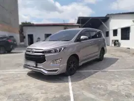 Toyota Innova Reborn V AT 2018