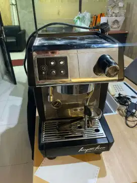 Mesin Kopi Ferrati Ferro FCM 3200D