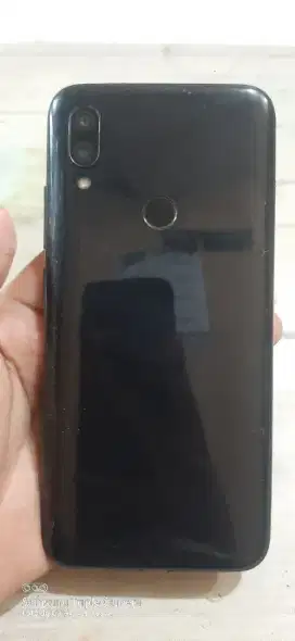 REDMI 7 (3/32GB)