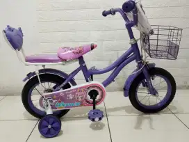 Dijual sepeda anak..merek centrum UK 12 masih kondisi baru.