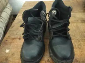 Jual sepatu boot pria